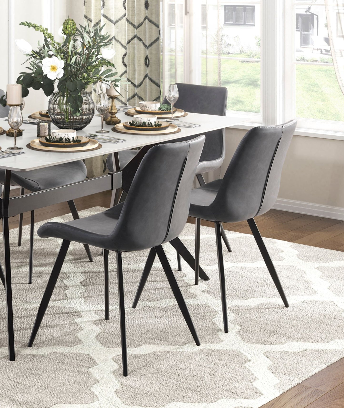 Sinter Dining Set